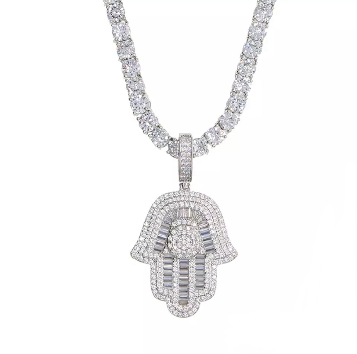 MAIN HAMSA AVEC CHAÎNE DE TENNIS