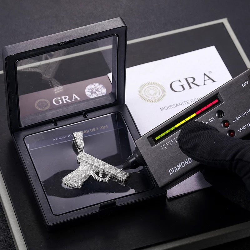 Pistolet Glock diamant Moissanite sur mesure