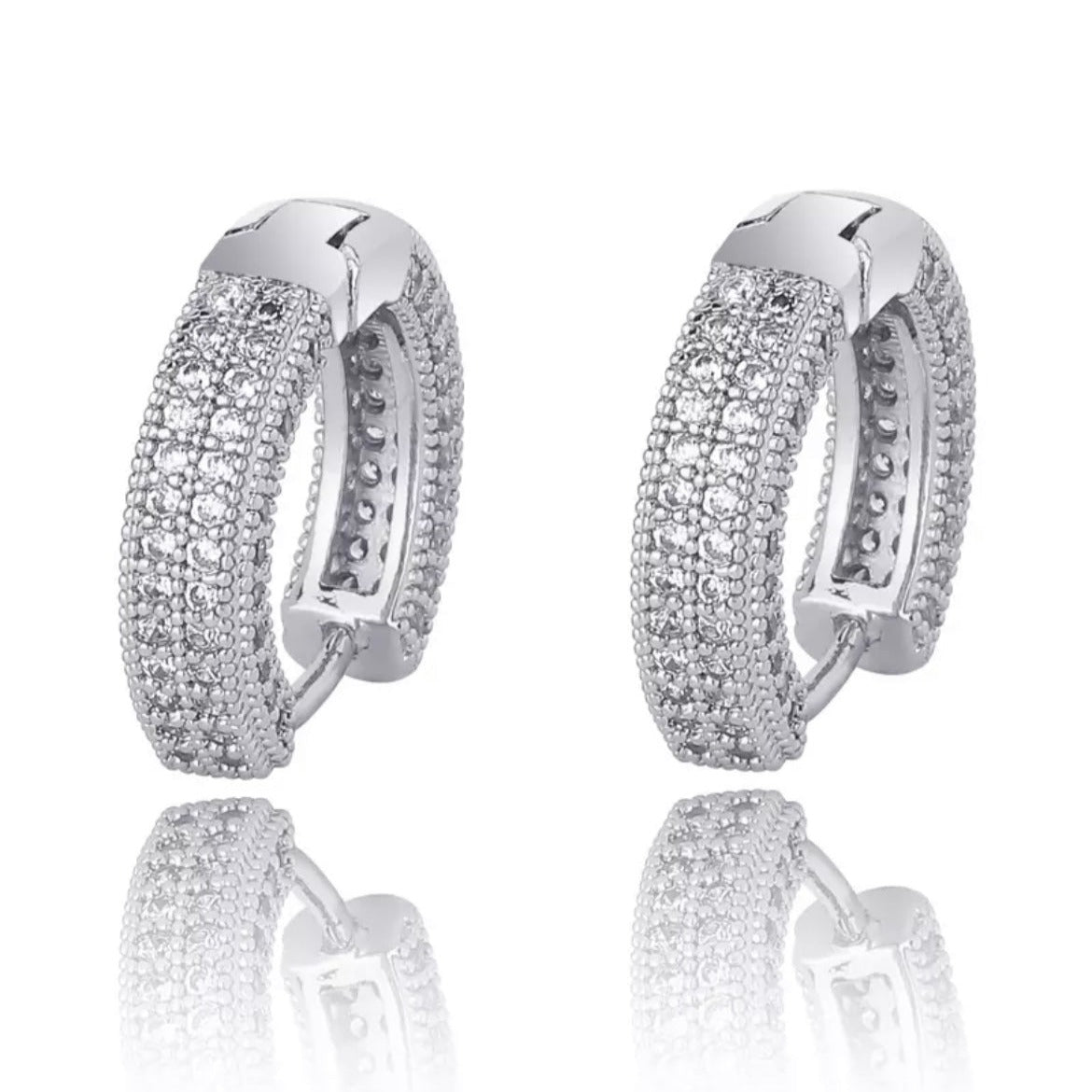 Boucles d'oreilles glacées 24 mm